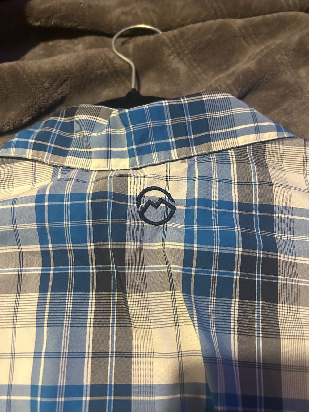 Magellan Outdoors Men’s Blue and White Plaid Short Sleeve Button-Down Shirt - Picture 5 of 6